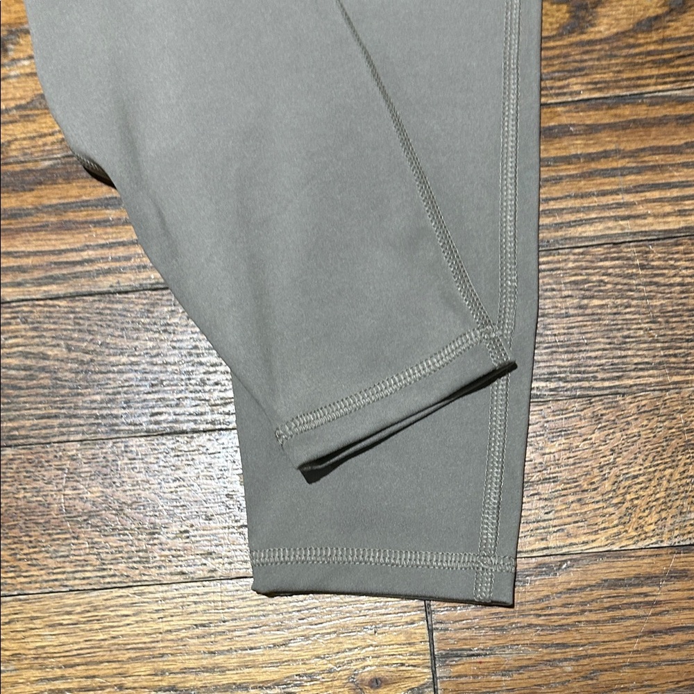 Under Armour Taupe Leggings - Picture 8 of 9